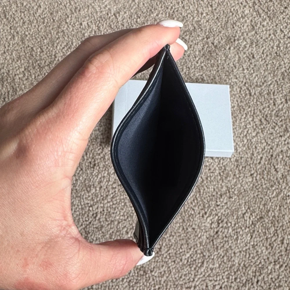 CHANEL Leather BLEU DE CHANEL Card & Key Holder with Gold Logo - Picture 3 of 3